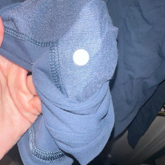 Lululemon - Picture 5 of 5